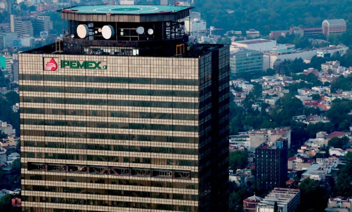 Pemex reportó una pérdida de 87 mil 858 millones de pesos durante el tercer trimestre del 2019, de acuerdo con el reporte enviado a la BMV.