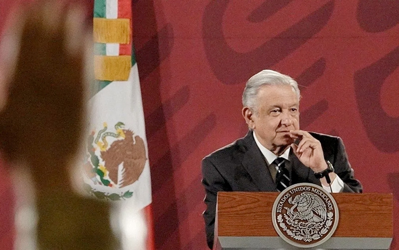 AMLO propondrá reforma constitucional si la justicia frena la reforma eléctrica